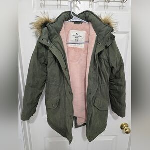 Abercrombie & Fitch Green Parka with Pink Lining